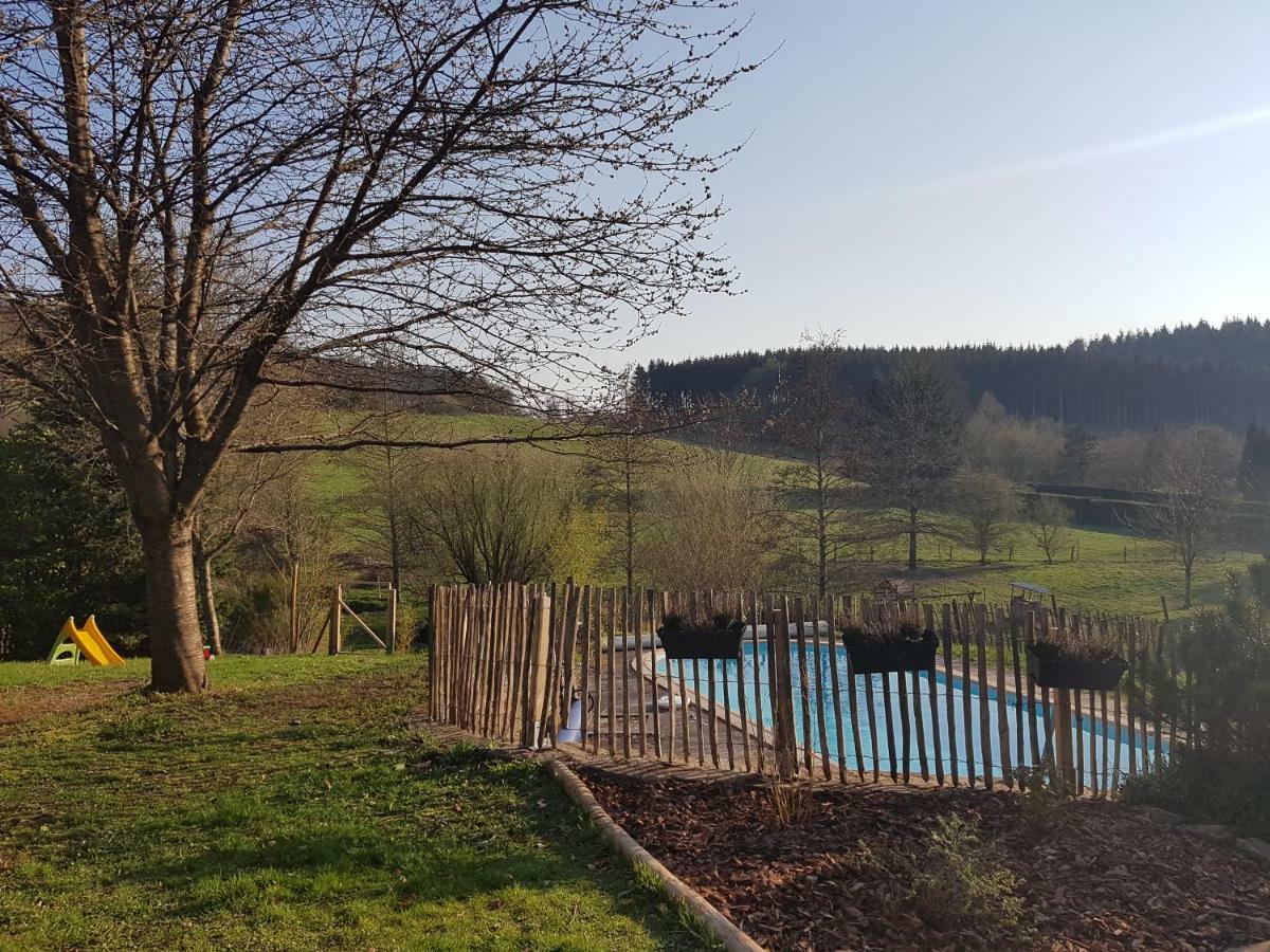 Gite Les Roseaux De Baillamont Villa Bagian luar foto