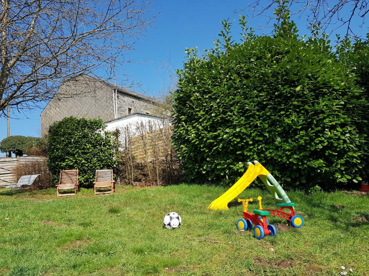 Gite Les Roseaux De Baillamont Villa Bagian luar foto